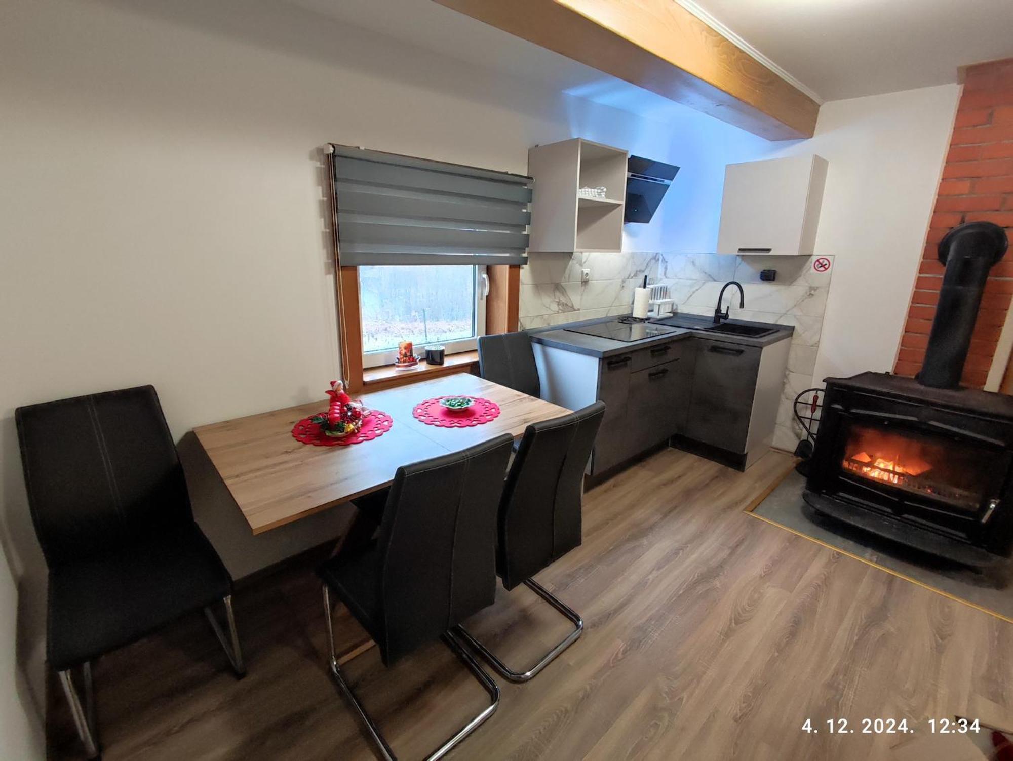 Ferienwohnung Kuca Za Odmor Tina Tounj Exterior foto